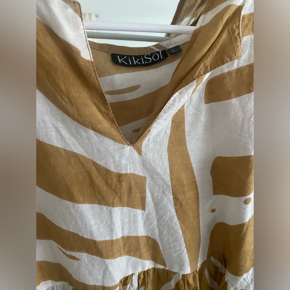 KiKiSol lightweight tiered dress.  Mustard and cream design. Size large - Picture 3 of 3